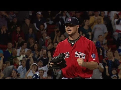 Lester dominates, earns his 100th career win