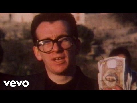 Video Love For Tender de Elvis Costello
