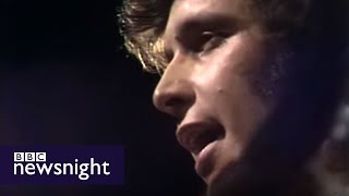 Video thumbnail of "Don McLean performs American Pie live at BBC in 1972 - Newsnight archives"