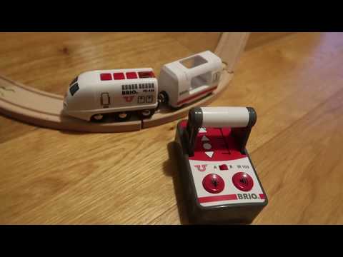 Ravensburger BRIO RAILWAY RC Valdomas kelionių traukinys, 33510 video
