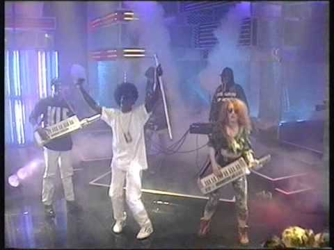 The KLF What Time Is Love Top Of The Pops 30/08/90