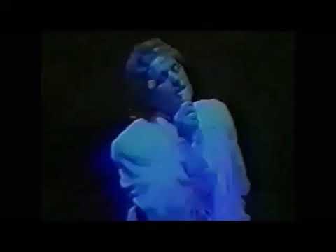 Yes Live: 11/29/87 - Philadelphia - Intro/Almost Like Love/Drum Solo/Hold On