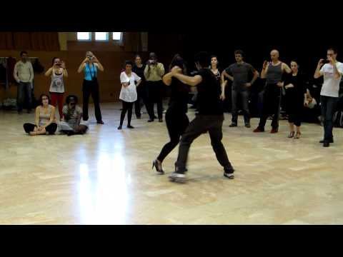 2011 12 04 - 1st samba de gafieira @ barcelona - Freddy & Andressa workshop