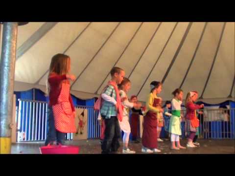 download lagu mp3 mp4 Sokken Wassen, download lagu Sokken Wassen gratis, unduh video klip Sokken Wassen
