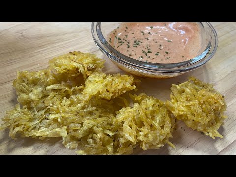Arañitas de Plátano | Puerto Rican Plantain Fritters