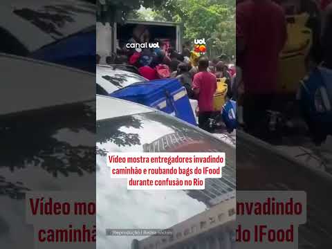 Vídeo mostra entregadores invadindo caminhão e roubando bags do IFood durante confusão no Rio