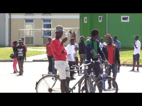 Flüchtlinge fühlen sich in "Ankerzentrum" wie im Knast
