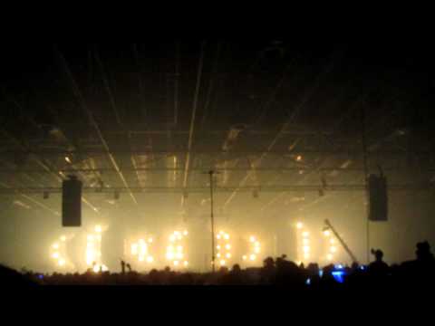 Tiësto live at Energy 2011 Jaarbeurs Utrecht - Dada life and Green Velvet