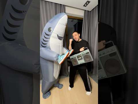 Включил соседям новый трек Тралалеро Тралала