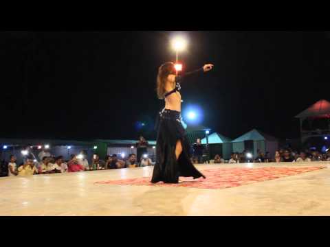 Dansatoarea din Safari