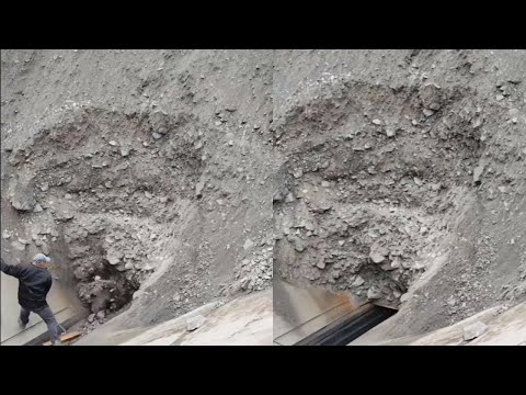 Barge Unloading 3500 Tons Of Cobblestone - My Day Job On The Barge#funny #satisfying