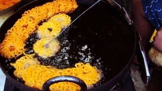 Jalebi Art in a teashop, Kolkata