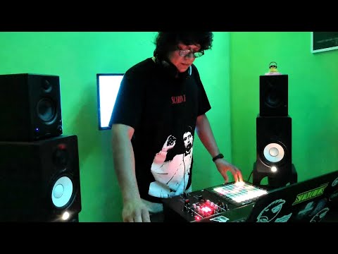 Crooked Mixtape - July 2025 - Muralist - #ProgressiveHouse