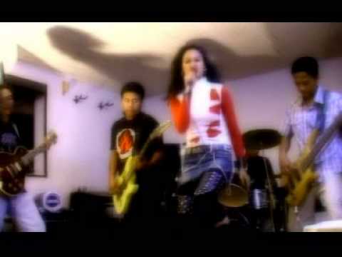 eny _ Iary gasy (clip)