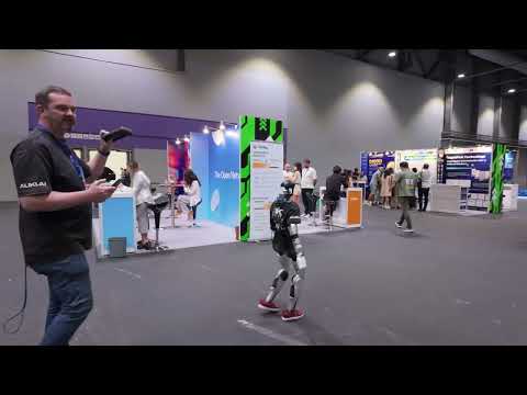 Connecting a robot to the real-world web