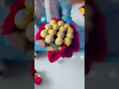 Rose bouquet with Ferrero Rocher chocolate#trending#shorts#viral#bouquet#ferrerorocher#youtubeshorts