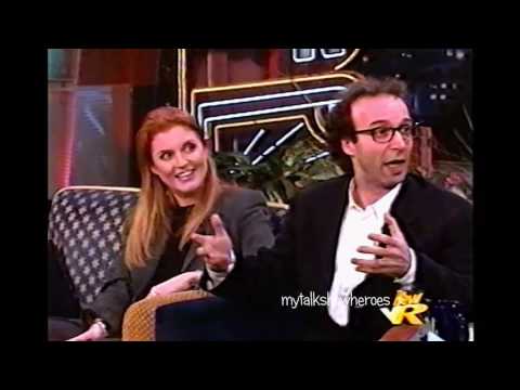 ROBERTO BENIGNI GOES APE on 'FERGIE'