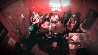 Th' F'kk'n G'dd'mn Luckies plays Dead Moon - Live at the Pit's - 03-10-2015