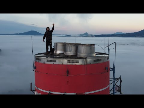 PŘESPÁNÍ NA VYSOKÉM KOMÍNĚ 🏭 | NA TEN VÝHLED NIKDY NEZAPOMENU !!