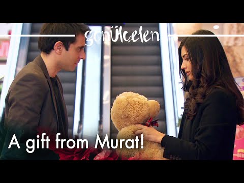 Murat gives a gift to Hasret! 😊 - Episode 71 | Becoming a Lady
