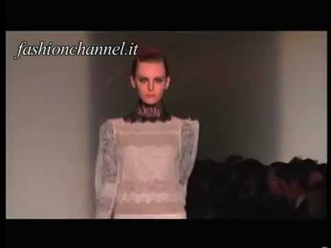 "Max Azria" Autumn Winter 2009 2010 New York 1 of 3 pret a porter women by FashionChannel