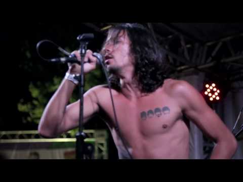 Malditos Remanis | Como a Qualquer Um | Granada Discos