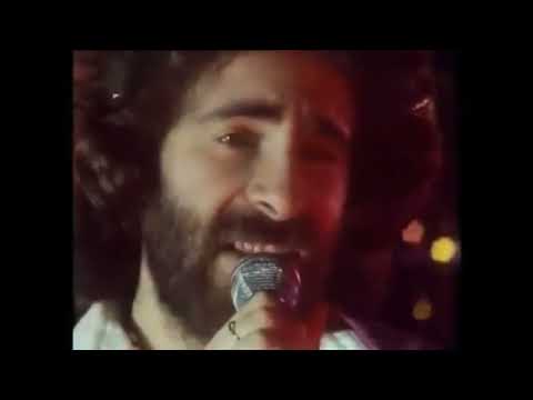 10CC - Old Wild Men (unseen live clip 1974)