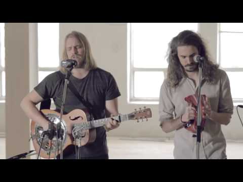 download lagu mp3 mp4 The Bros Landreth Let It Lie, download lagu The Bros Landreth Let It Lie gratis, unduh video klip The Bros Landreth Let It Lie