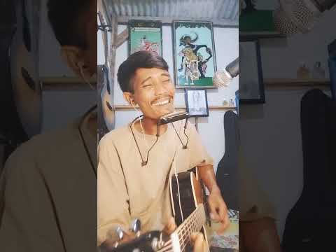 iwan fals ujung aspal pondok gede cover