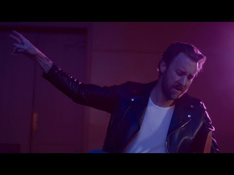 Charles Kelley - Photograph (Official Visualizer)