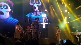 El corrido de Miguel Rivera ( coco) grupo bronco