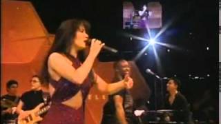 Selena- Tus Desprecios &amp; Cobarde (Astrodome 1995)