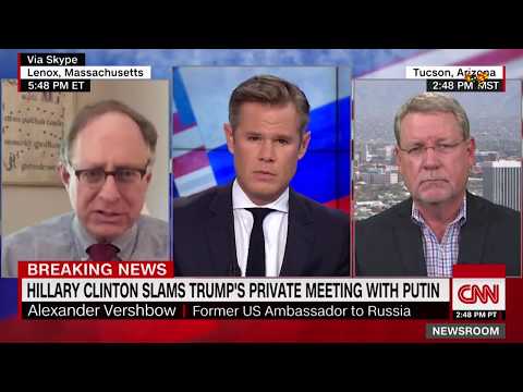 Hillary Clinton kritisk mot Trumps möte med Putin