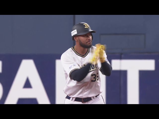 【4回裏】マルチ安打!! バファローズ・オリバレス レフト線に引っ張ったタイムリー2ベース!! 2025年3月21日 オリックス・バファローズ 対 阪神タイガース