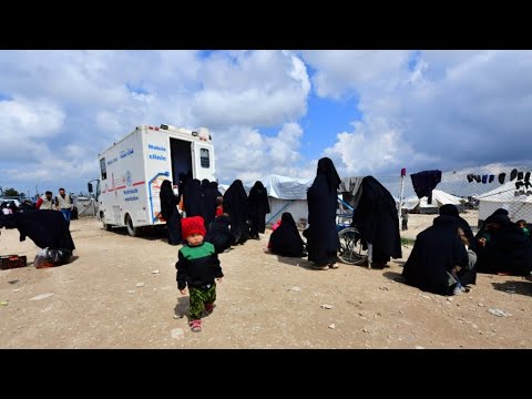 سوريا الأكراد يسلمون 12 طفلا يتيما من عائلات الجهاديين لفرنسا