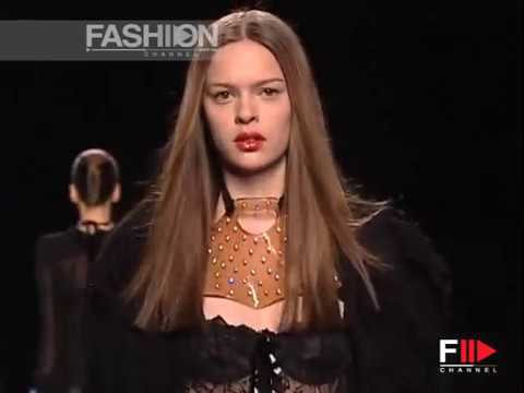 "Yves Saint Laurent" Autumn Winter 2003 2004 Paris 4 of 4 Pret a Porter Woman by FashionChannel