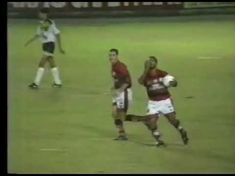 Romário (Flamengo) - 22/04/1997 - Volta Redonda 1x3 Flamengo - 2 gols