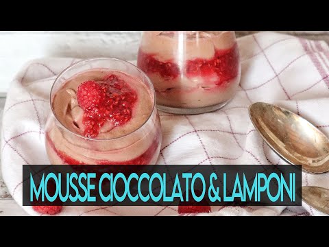 Mousse al cioccolato e lamponi