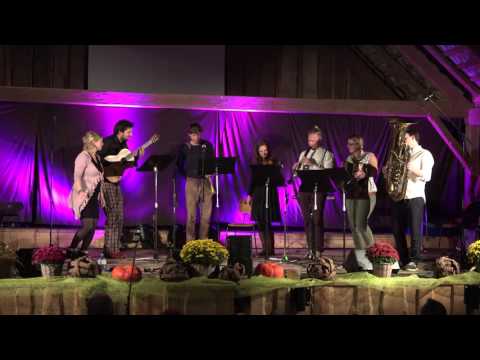 Loawänd Festival Ensemble aus Tschejefel Prinz Rosa Federspiel - Waves by Peter Mayer