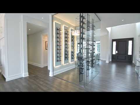 390 Sandhurst Dr - Crimson Rose