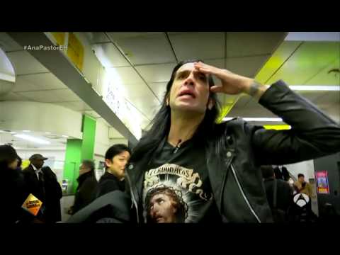 "Yo me voy a desmayar eh" Mario Vaquerizo en el metro de Japón
