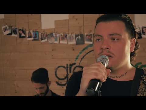 Robert Botezan - Sub Apa (Cover Lidia Buble)