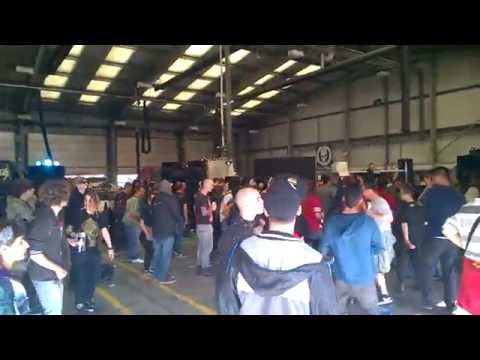 SQUAT WAREHOUSE PARTY LONDON TECHNO SCENE.