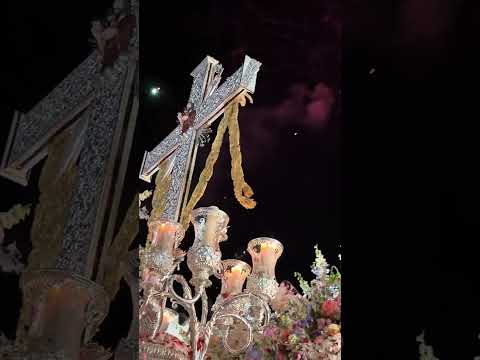Fuegos en Honor a la Santa Cruz de la Calle Malva en la Calle Castillo (Lucena del Puerto) 💜