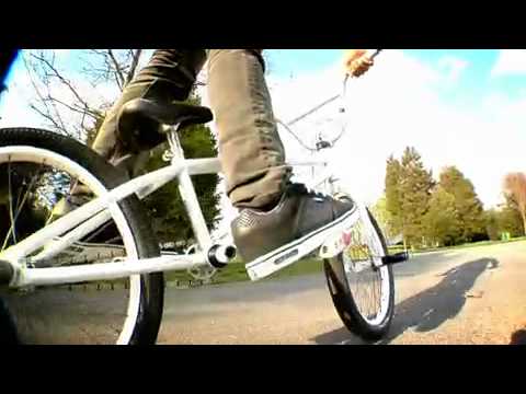 Vans BMX Team Mash-Up 2009 - Pt. 2.mp4