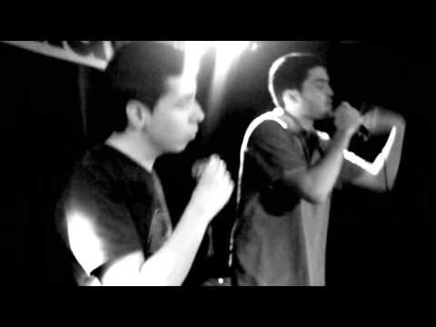 Acheck y Yencko - Pisando nubes. (Martini) Directo Sala LaMala (HD)