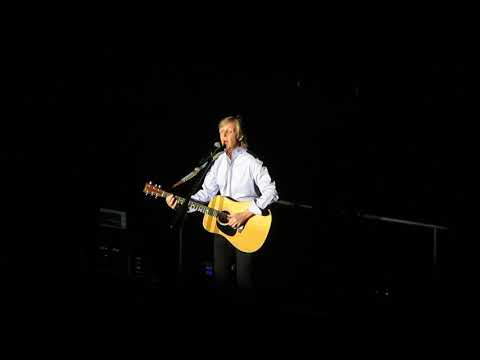 Paul McCartney - Blackbird (Las Vegas 2019) 2nd night