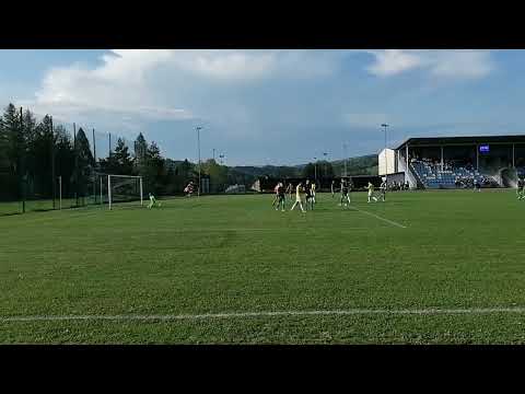 Seniorzy: Jasiołka Jaśliska - Górnik Grabownica /rzut karny