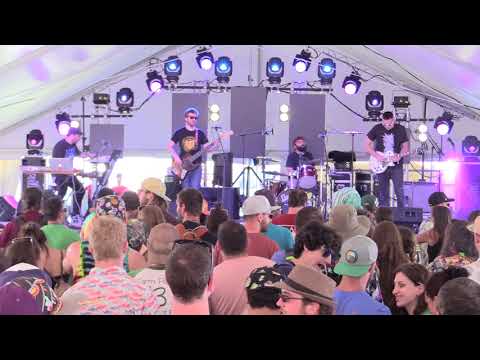 Space Bacon at Disc Jam Music Festival 2018~06~09