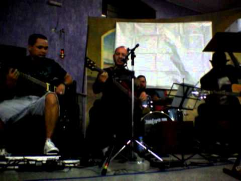 Musica Dias de Dor Banda estação4 no programa sou mais jovem